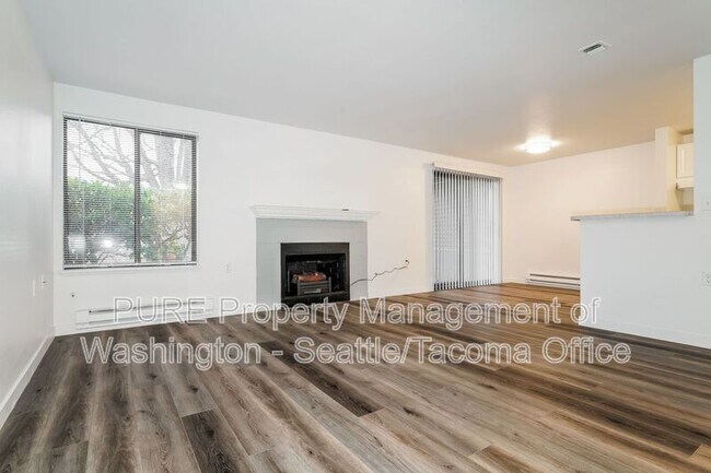 Photo - 6601 S 8th St