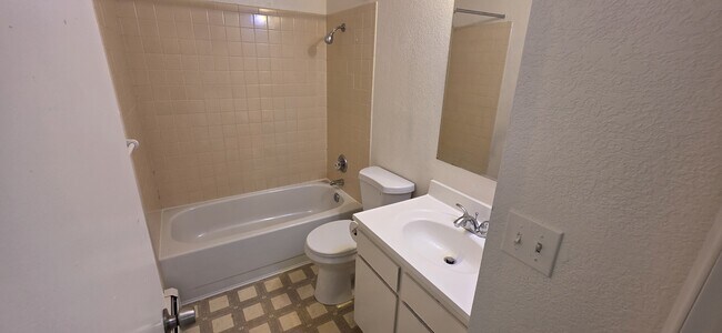 Photo - 3234 1/2 White Ave