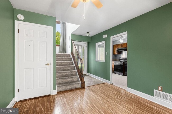Building Photo - 303 Milford Ct Rental