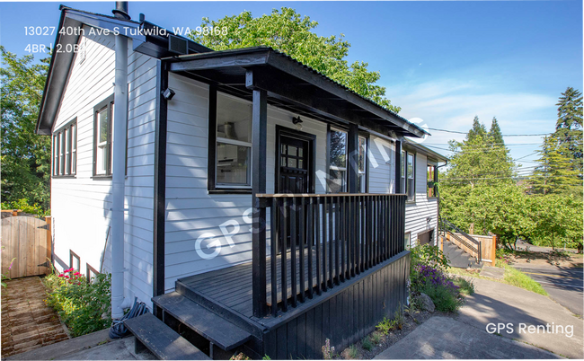 Photo - 13027 40th Ave S