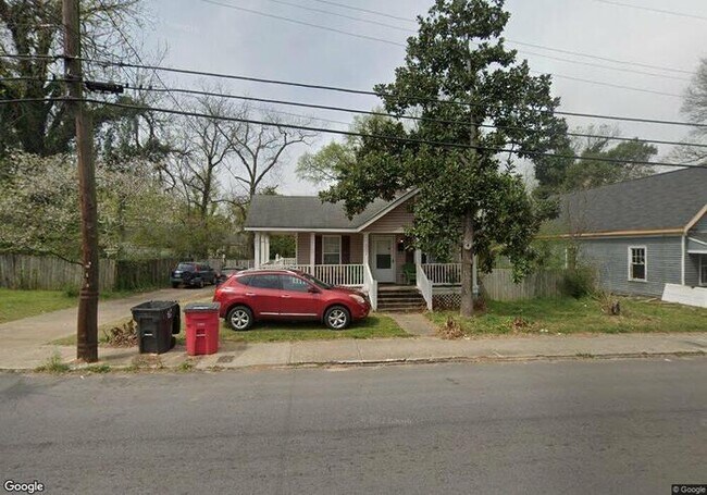 Building Photo - Home For Rent