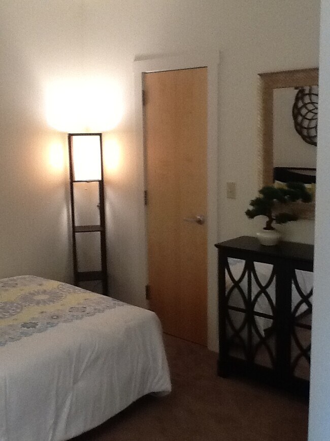 Photo - Cascade Boulevard