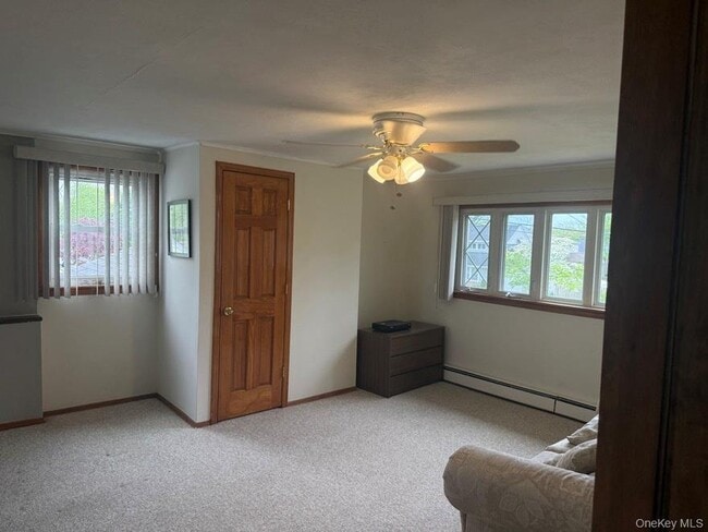 Photo - 175 Wickfield Ln
