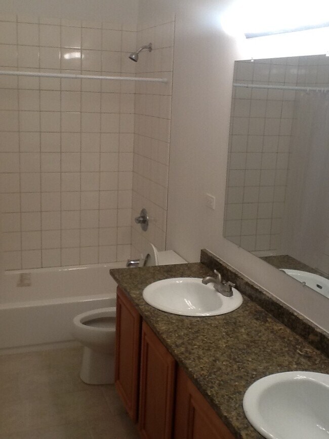 Photo - 2438 N Laramie Ave
