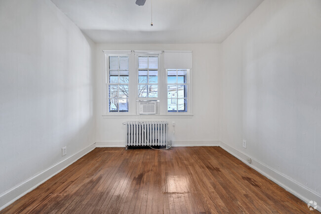 Building Photo - 3915 7th St NE Unit #2 Rental