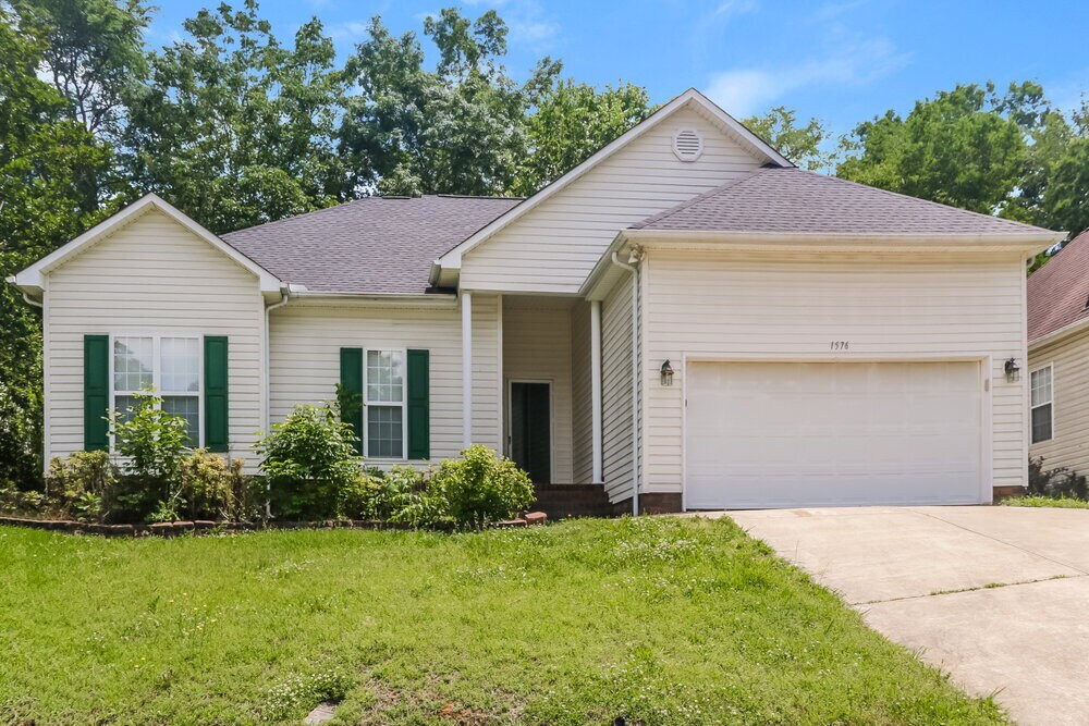 Photo - 1576 Cambridge Heights Pl NW House