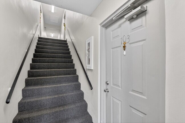 9810 Pineapple Tree Dr Unit 103