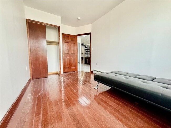 Photo - 837 55th St Unit 4R