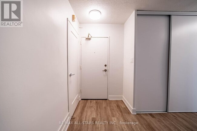 Photo - 7 Albert St Unit 317