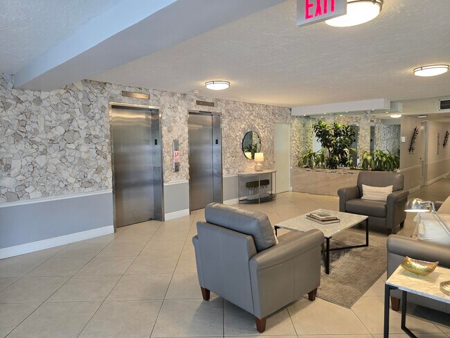 Photo - 3010 N Course Dr Unit 207