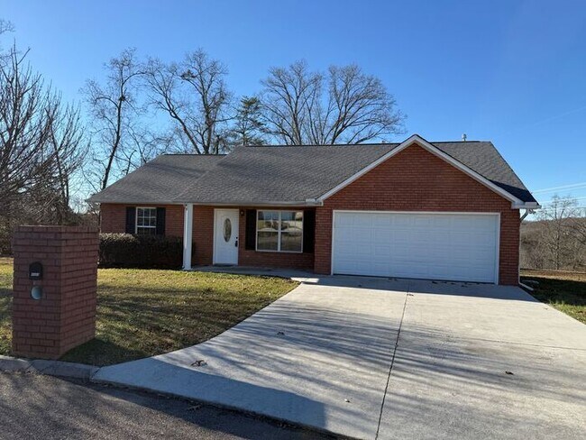 Photo - Halls Single Family Home in Cul-de-sac!