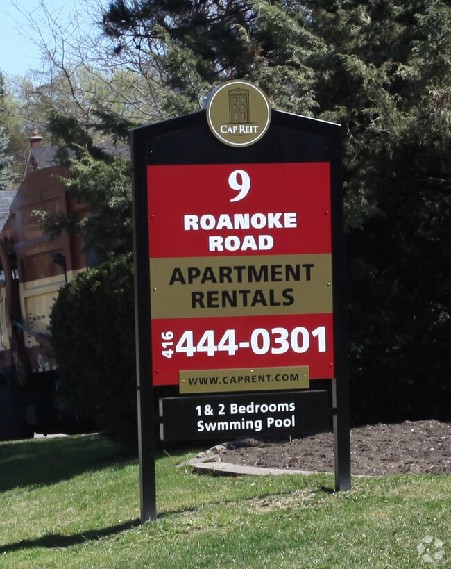 Photo - Roanoke Apartments