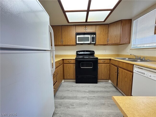 Photo - 3823 S Maryland Pkwy Unit H1