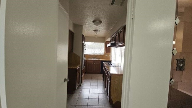 Photo - 7222 Northleaf Dr