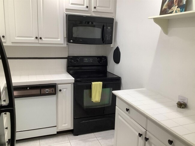 Photo - 6345 Bay Club Dr Unit 1