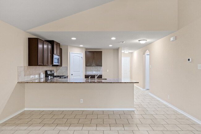 Photo - "Spacious 4-Bedroom Retreat in Schertz wit...