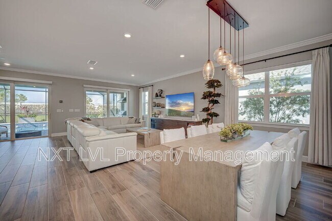 Photo - 16112 Lakeland Dr