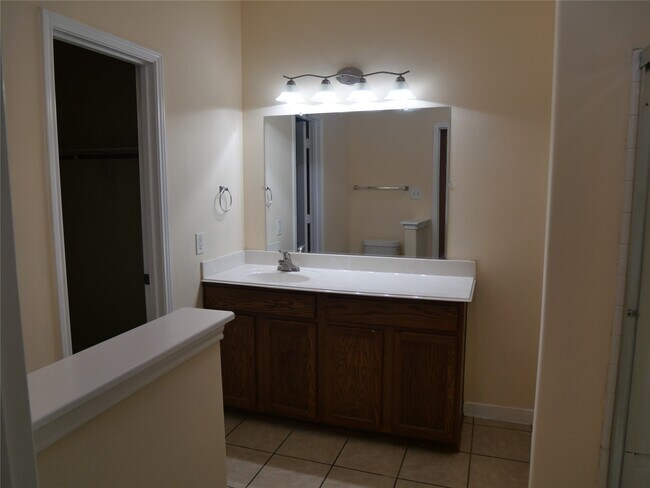 Photo - 2726 Heatherwind Ln