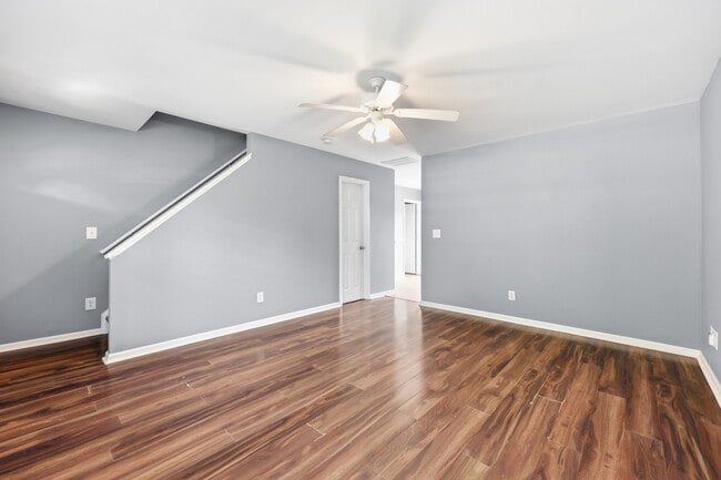 Photo - 3911 Hathaway Hills Dr