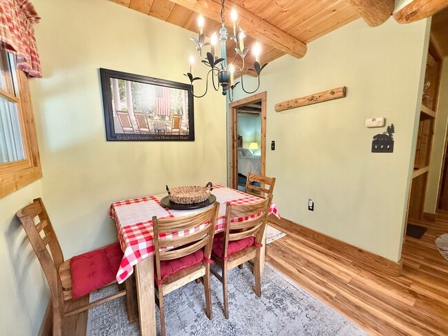 221 Cutter Gap Rd