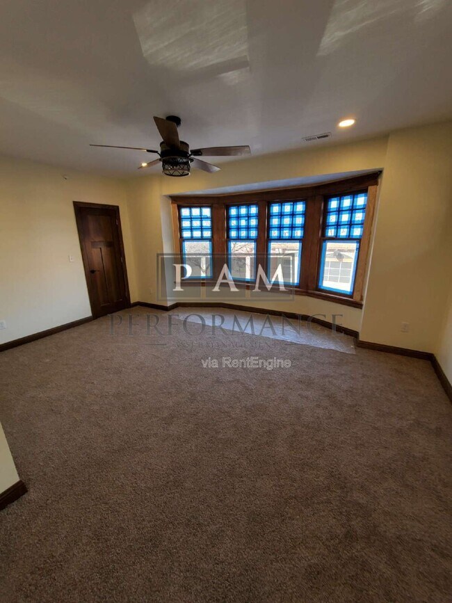 Photo - 5525 W North Ave Unit A