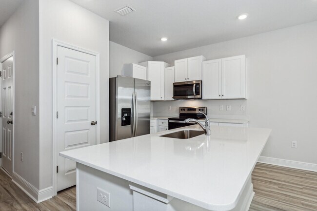 Photo - 5685 Stellarjay St