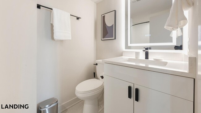 Photo - 801 15th St S Unidad 905