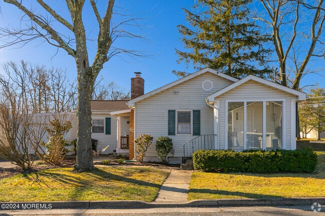 Building Photo - 717 Harmony Rd Rental
