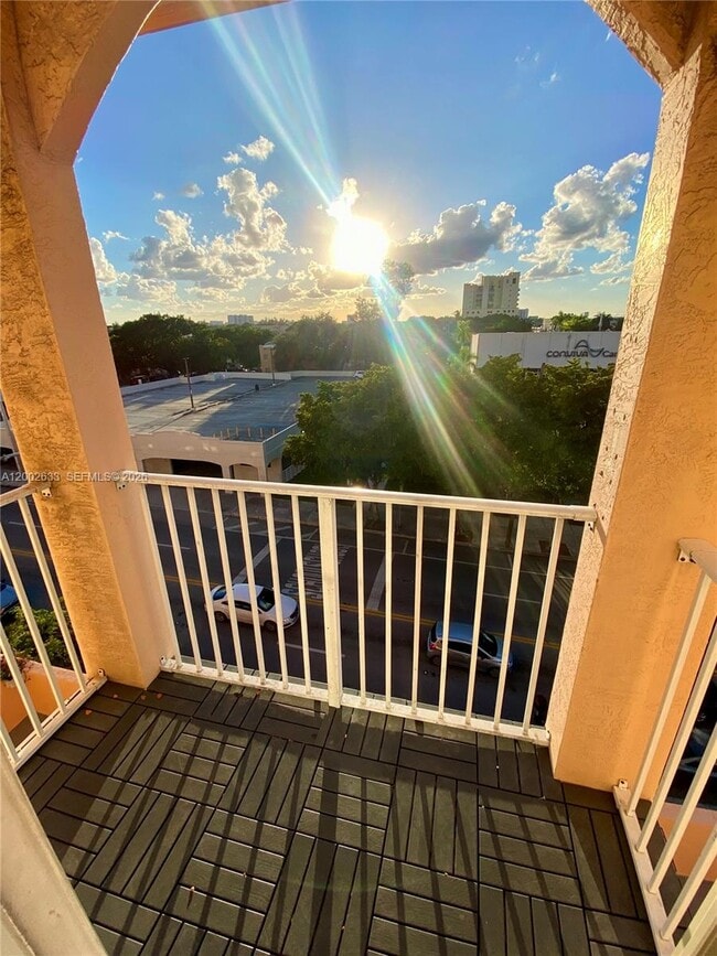 Photo - 199 SW 12th Ave Unit 501-C