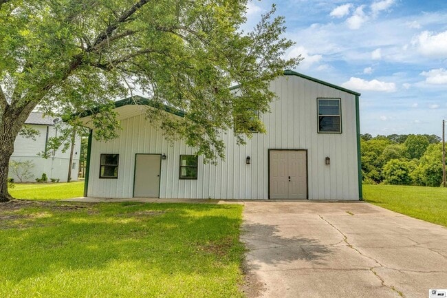 Building Photo - 2116 Bayou Darbonne Dr Rental