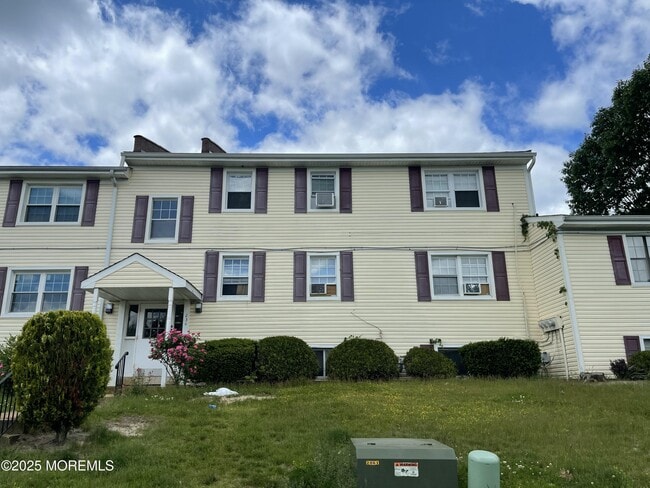 Building Photo - 236 Sawmill Rd Unit B Rental