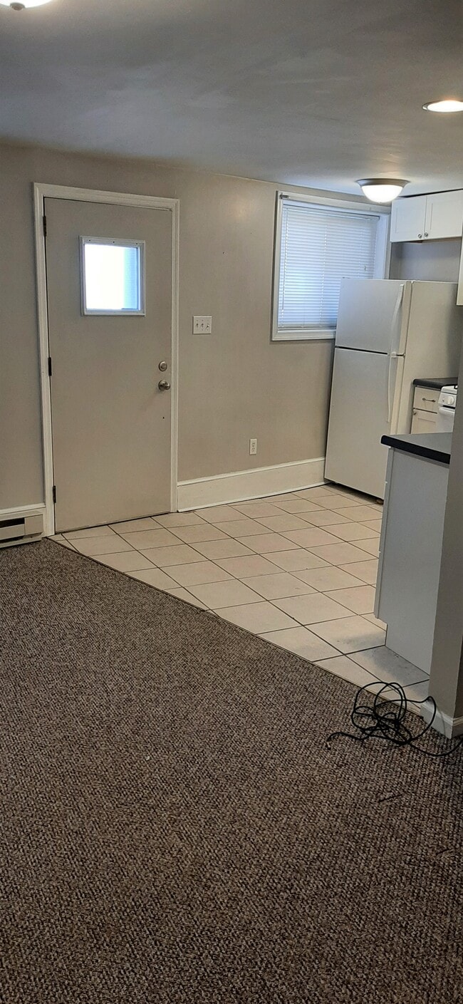 118 N Montgomery St Unit 1