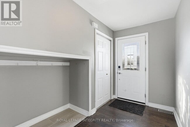 Photo - 1011 St Jacques St