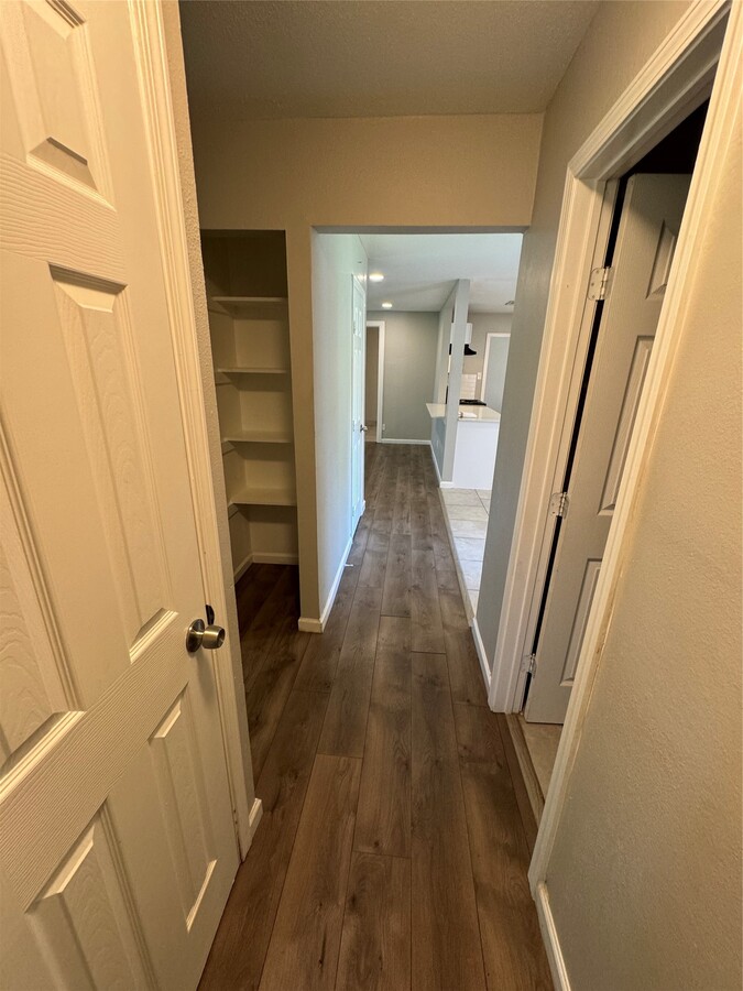 Photo - 9902 Valley Sun Dr