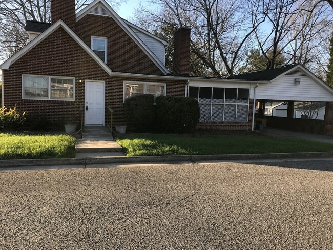 Photo - 4br 2ba Executive Home, China Grove $1950 - AVAILABLE NOW!