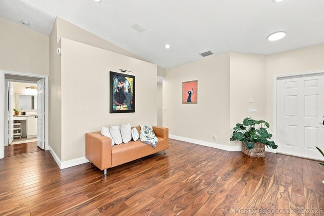 Photo - 4344 NW 1st St