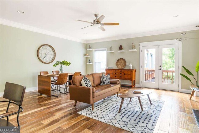 Photo - 1333 Oakview Rd