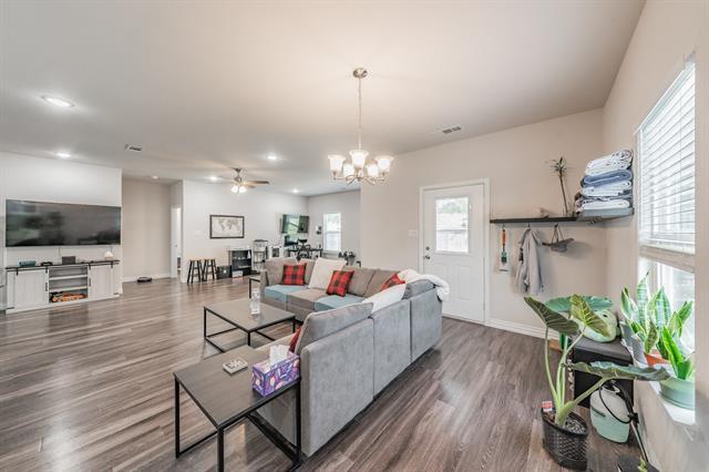 Photo - 3501 Dillard St