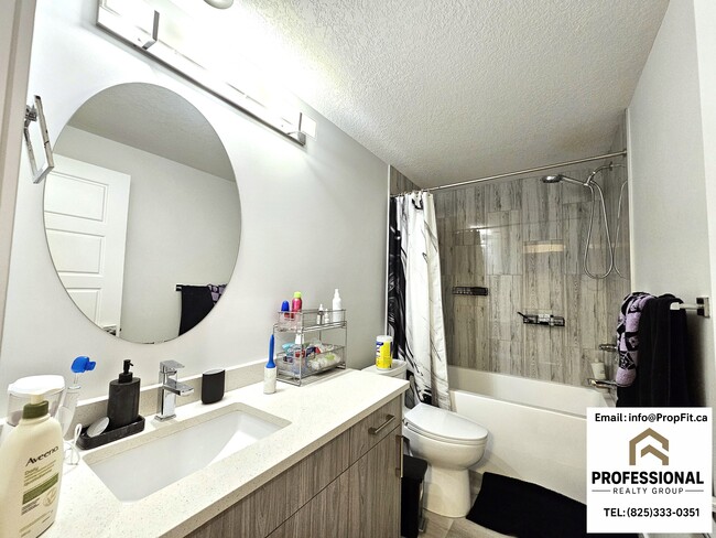 Photo - 8020 Kiriak Link SW