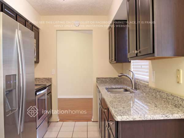 8685 Brackenwood Dr