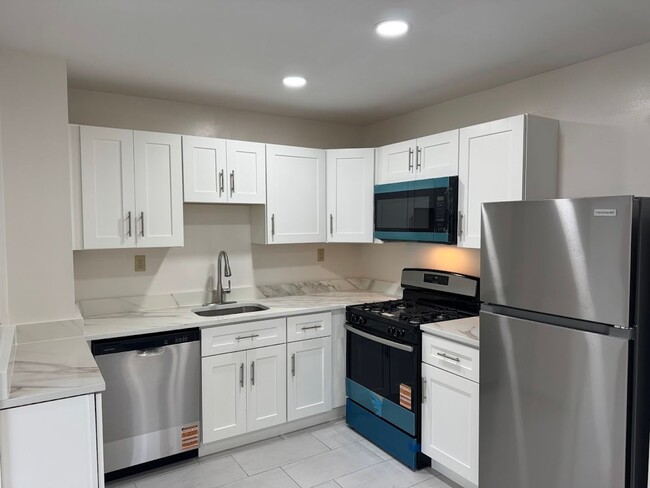 Photo - 1748 Jancey St Unidad Apt 4