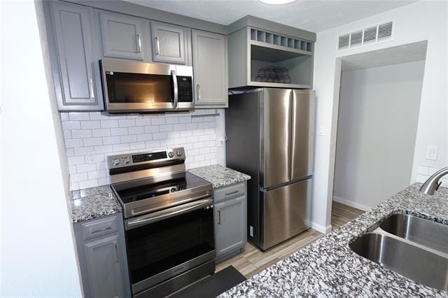 Photo - 7021 Greenview Cir N