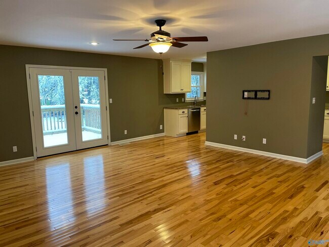 Photo - 6612 Robinhood Ln NW