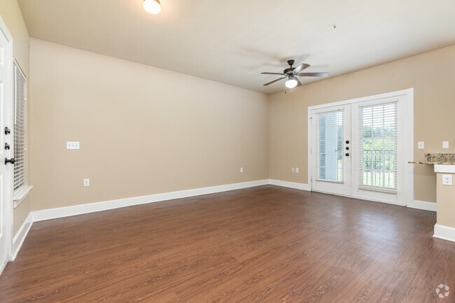 1HAB, 1BA - 750 ft² - The Woodlands of Denton
