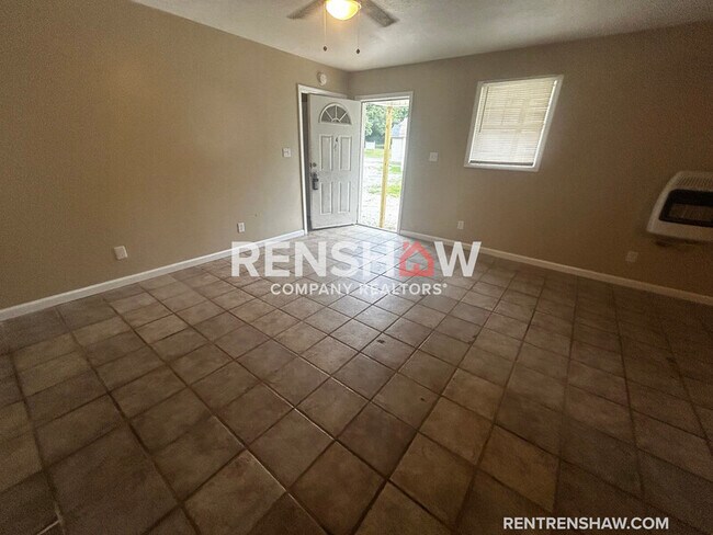 Photo - 392 Main St Unidad Apt 4