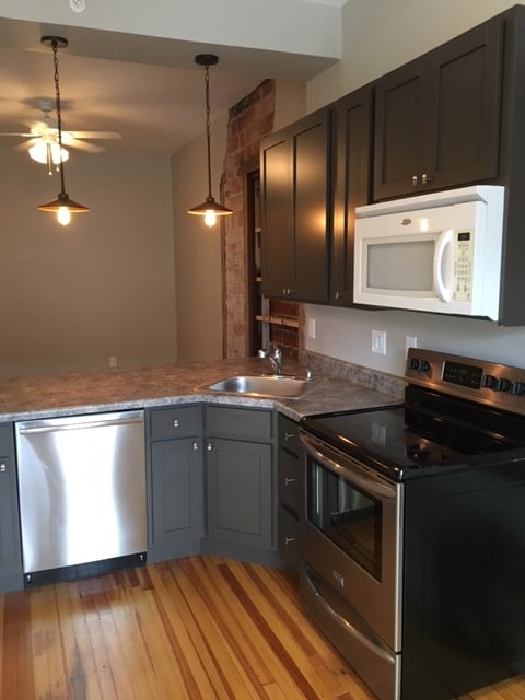 Building Photo - 219 5th St Unit 201