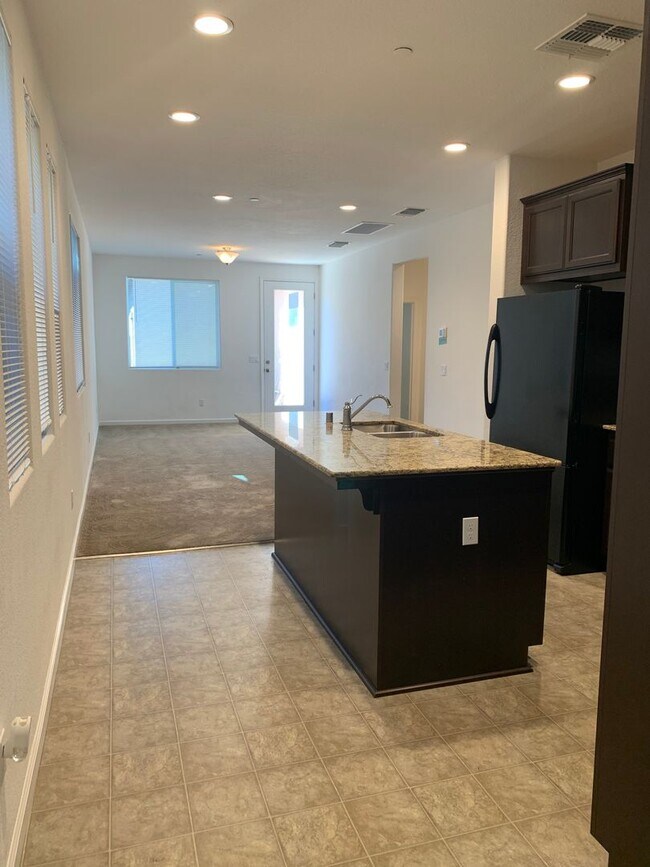 Photo - Beautiful Low Maintenance Home in Newman!