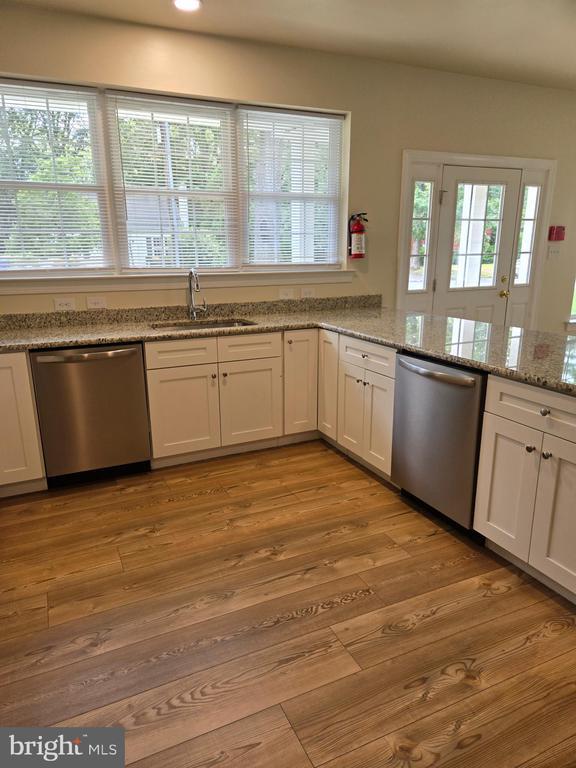 Photo - 417 Hamilton Rd