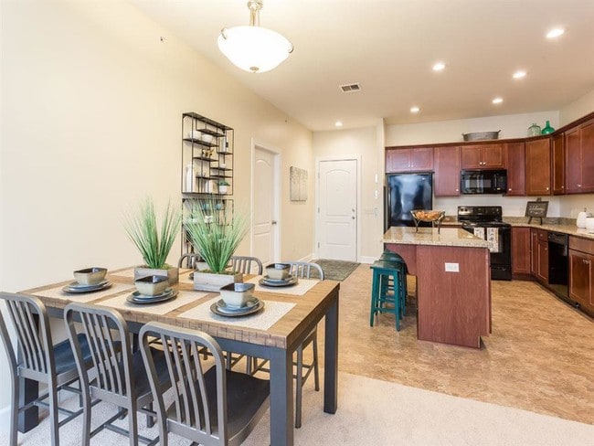 Photo - Gateway Landing on the Canal Apartment Homes