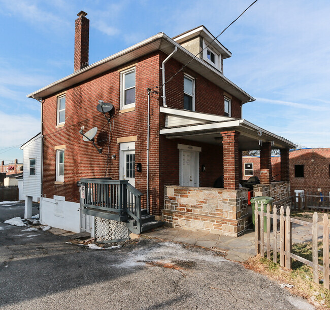 Building Photo - 4020 Belle Grove Rd Unit 2 Rental